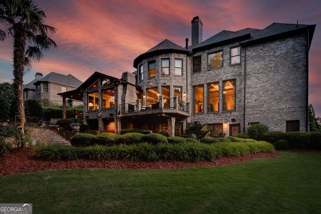 2494 Oak Grove Estates NE, Atlanta, GA 30345