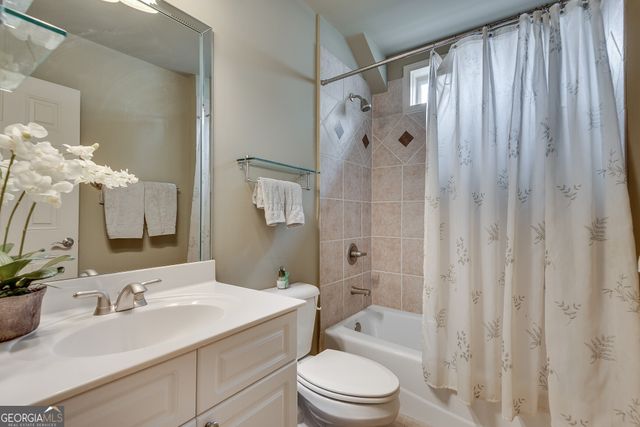 2494 Oak Grove Estates NE, Atlanta, GA 30345