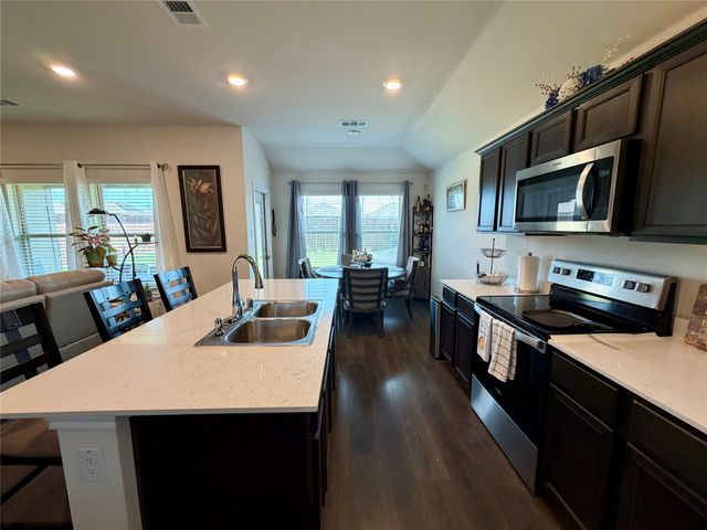 1408 Skyline Drive, Denton, TX 76207