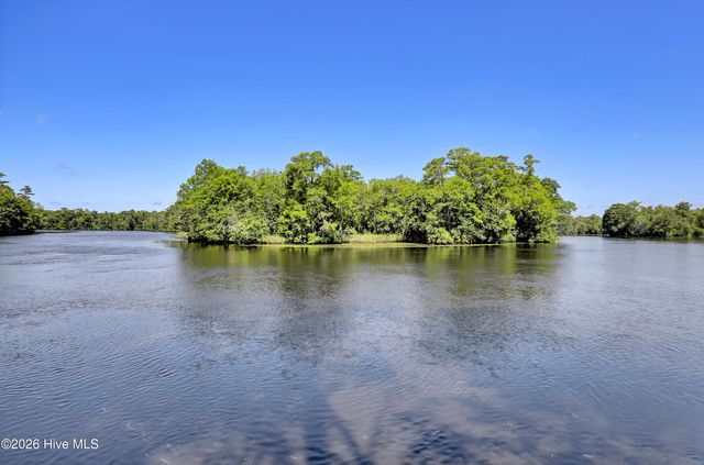 198 Darel Street, Rocky Point, NC 28457