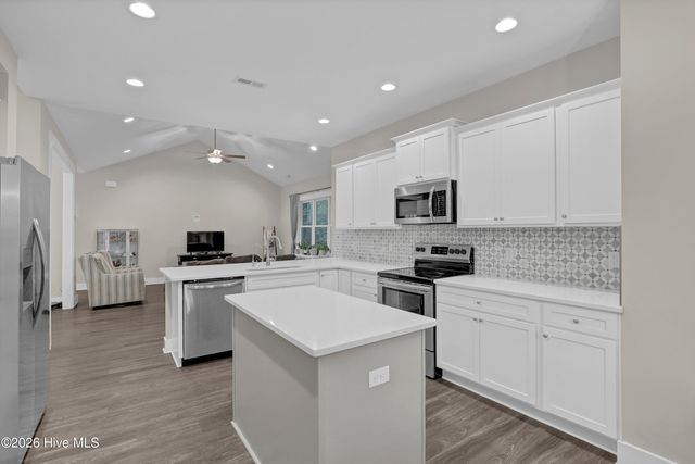 198 Darel Street, Rocky Point, NC 28457