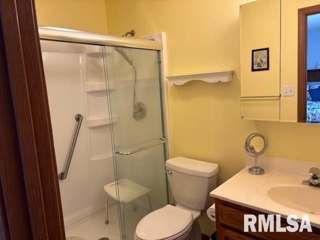 710 W DEAN Street, Virden, IL 62690