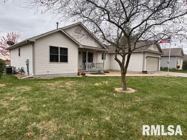 710 W DEAN Street, Virden, IL 62690