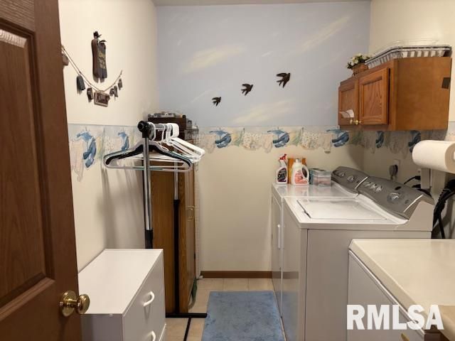 710 W DEAN Street, Virden, IL 62690