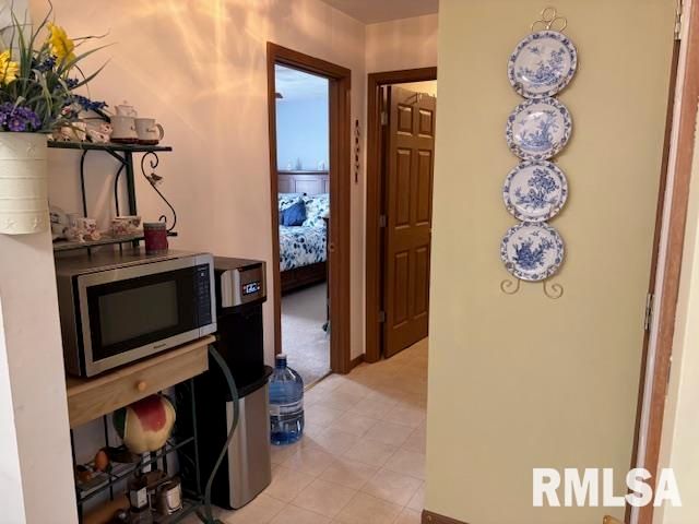 710 W DEAN Street, Virden, IL 62690