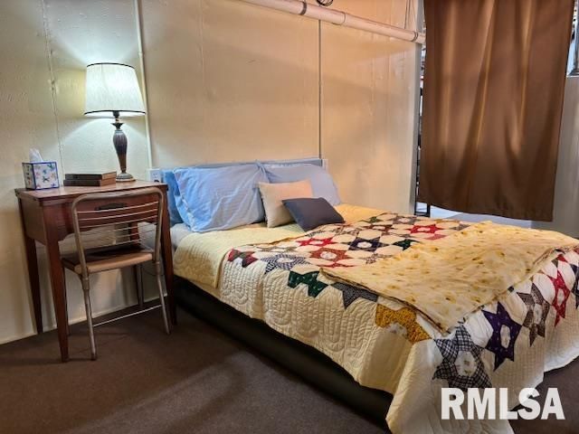 710 W DEAN Street, Virden, IL 62690