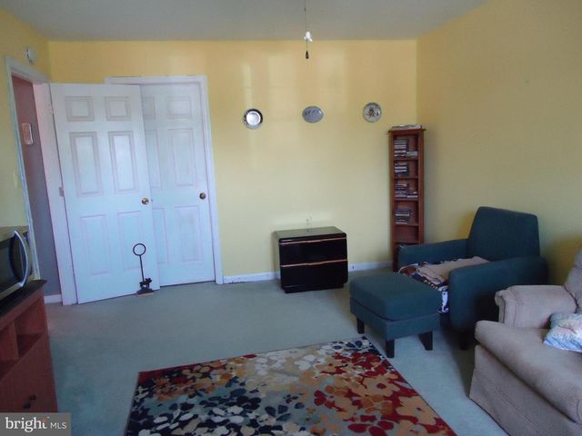 30 SQUIRE CIRCLE, Inwood, WV 25428