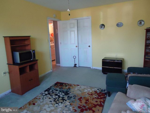 30 SQUIRE CIRCLE, Inwood, WV 25428