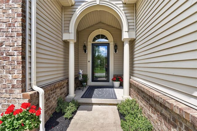 881 Surrey Hill Way, Henrietta, NY 14623