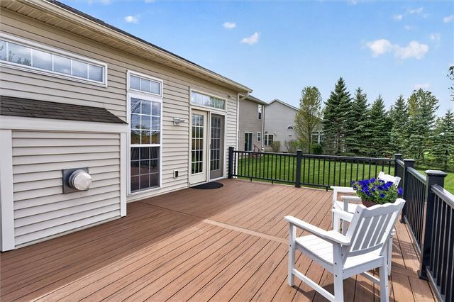 881 Surrey Hill Way, Henrietta, NY 14623