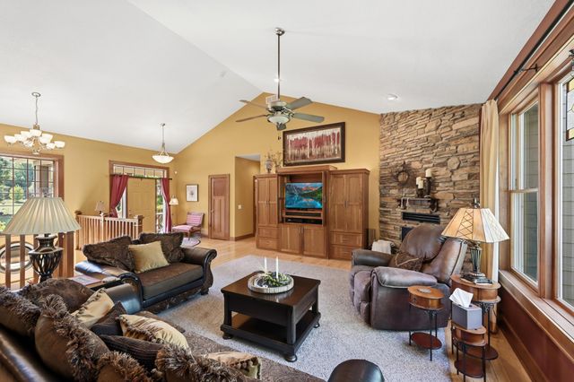 981 239th Avenue NW, Saint Francis, MN 55070