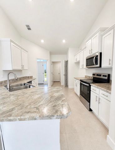 2822 SW Dinner St, Port St Lucie, FL 34953