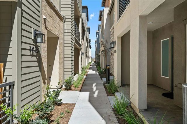 14135 Jonah Way, San Diego, CA 92128
