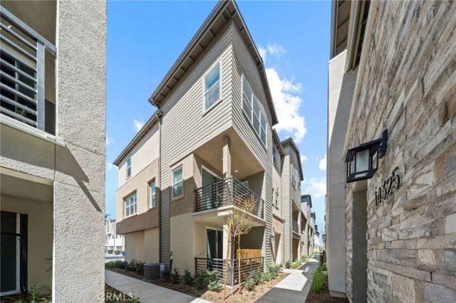 14135 Jonah Way, San Diego, CA 92128