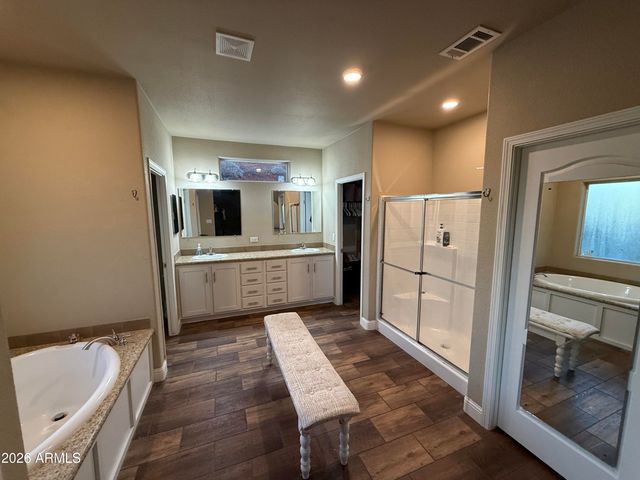 40710 N 12TH Street, Phoenix, AZ 85086