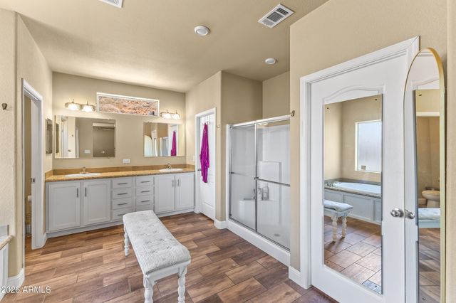 40710 N 12TH Street, Phoenix, AZ 85086