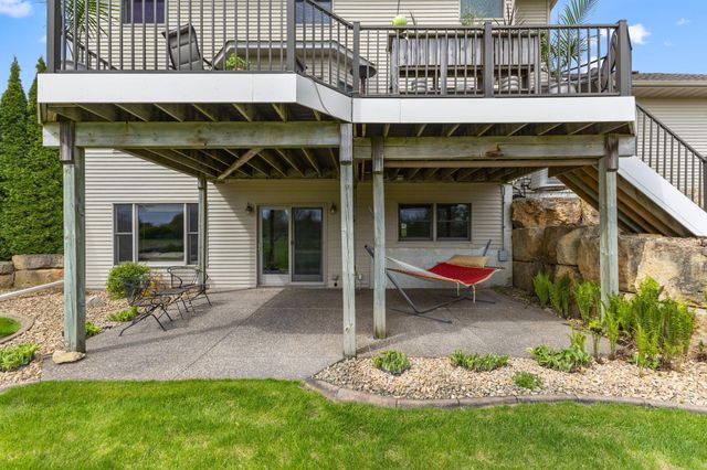 744 Theis Drive, Shakopee, MN 55379