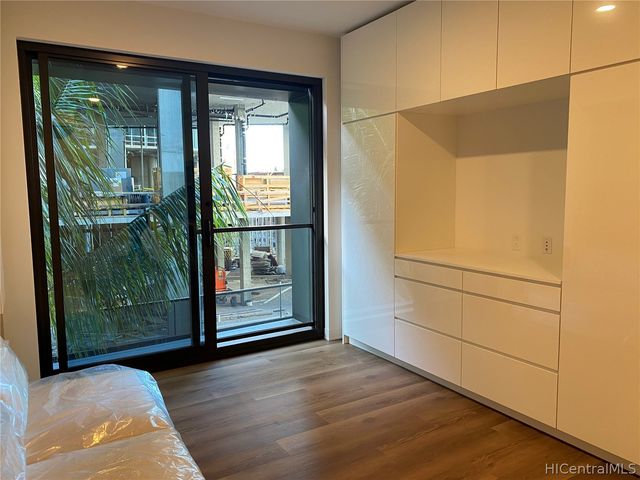 987 Queen Street 221, Honolulu, HI 96814