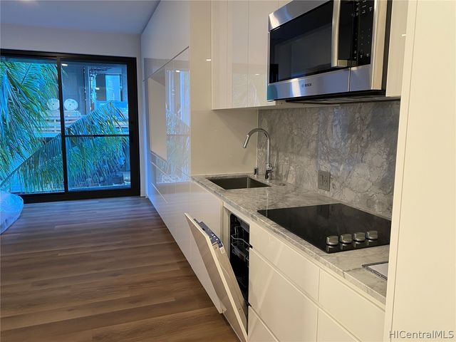 987 Queen Street 221, Honolulu, HI 96814