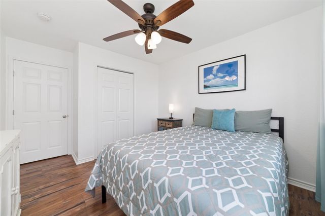 18506 E De Vaca, Galveston, TX 77554