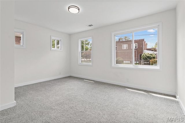 7705 W Bruno Avenue, Richmond Heights, MO 63117