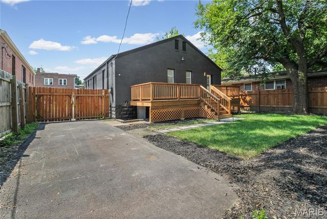 7705 W Bruno Avenue, Richmond Heights, MO 63117