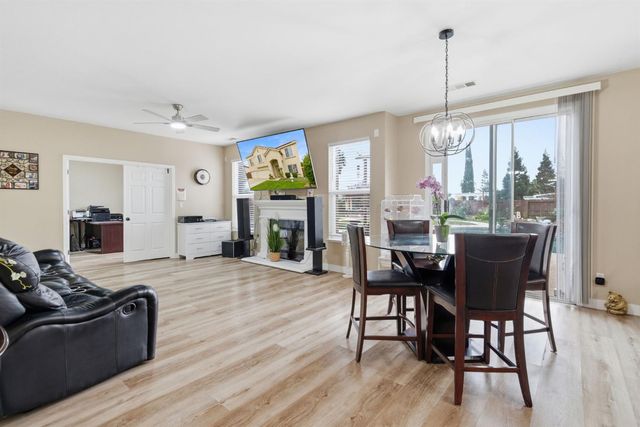 1502 Churcher Dr, Manteca, CA 95337