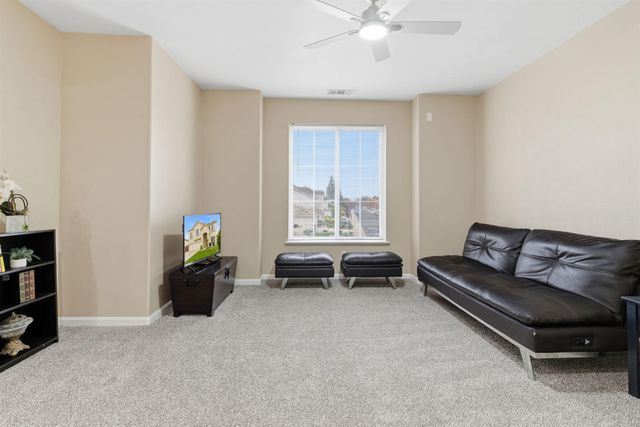 1502 Churcher Dr, Manteca, CA 95337