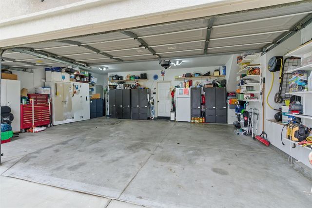 1502 Churcher Dr, Manteca, CA 95337