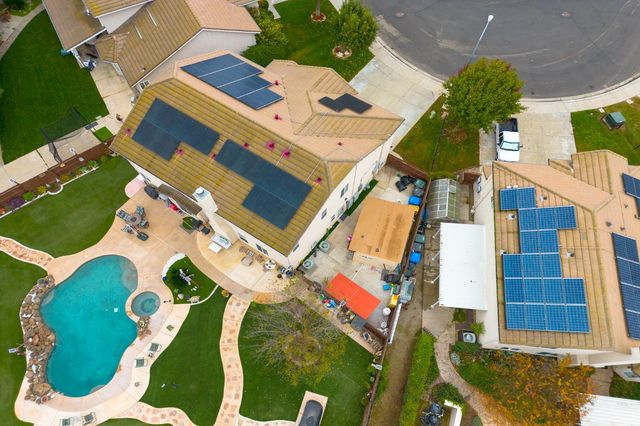 1502 Churcher Dr, Manteca, CA 95337