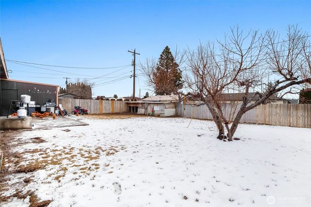 4235 Moon Drive NE, Moses Lake, WA 98837