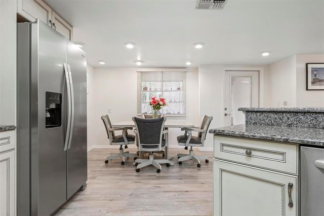 4206 SE 20TH PLACE 101, Cape Coral, FL 33904