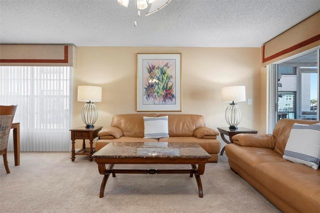 4206 SE 20TH PLACE 101, Cape Coral, FL 33904