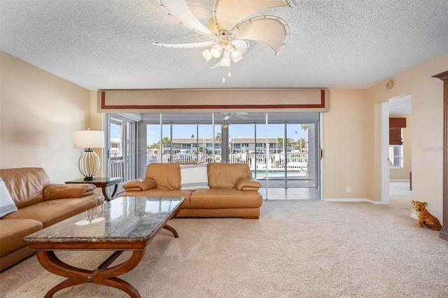 4206 SE 20TH PLACE 101, Cape Coral, FL 33904