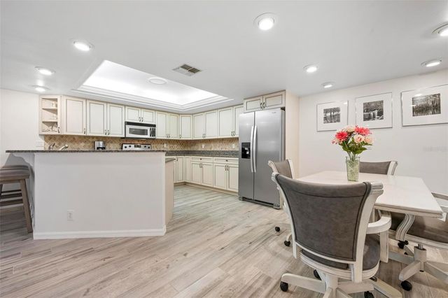 4206 SE 20TH PLACE 101, Cape Coral, FL 33904