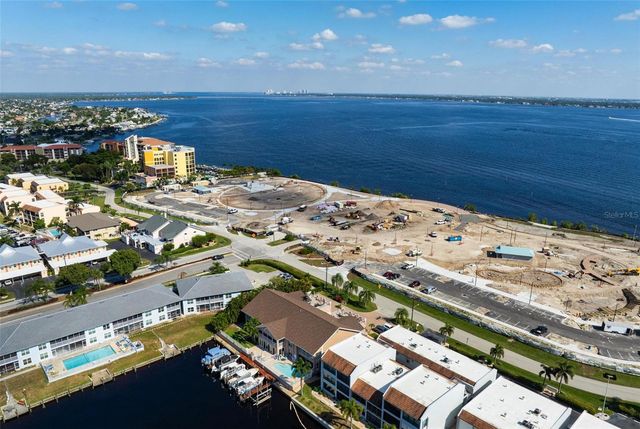 4206 SE 20TH PLACE 101, Cape Coral, FL 33904