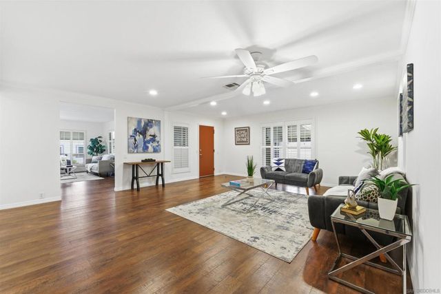 630 Via Columbia, Vista, CA 92081