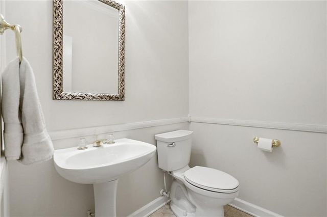 4619 Wickford Circle NE, Roswell, GA 30075