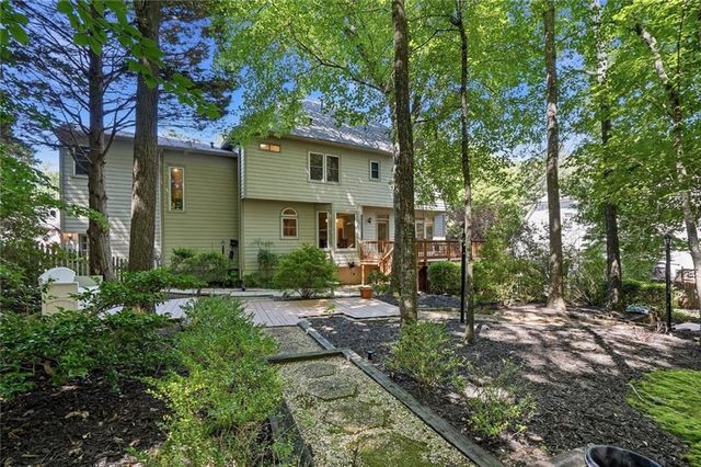4619 Wickford Circle NE, Roswell, GA 30075