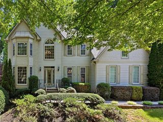 4619 Wickford Circle NE, Roswell, GA 30075