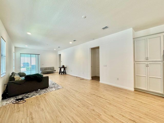827 WINTERSIDE DRIVE, Apollo Beach, FL 33572