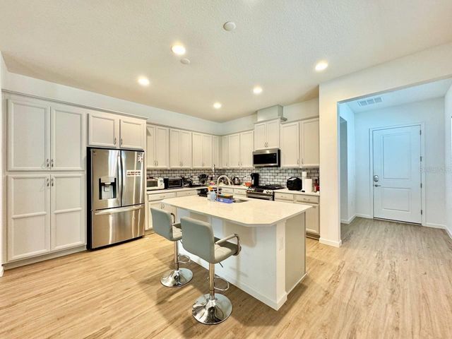 827 WINTERSIDE DRIVE, Apollo Beach, FL 33572