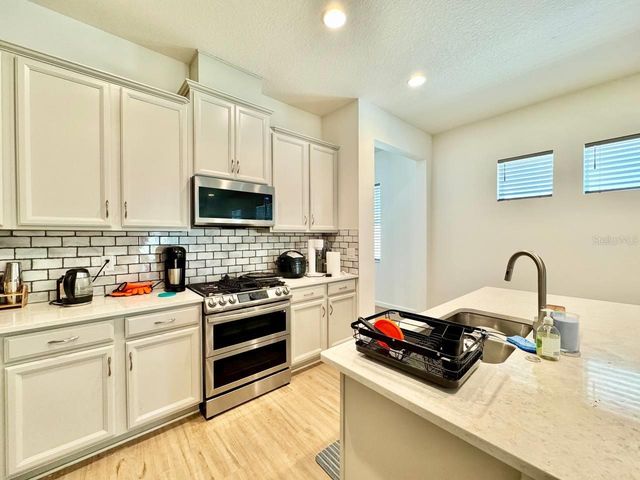 827 WINTERSIDE DRIVE, Apollo Beach, FL 33572