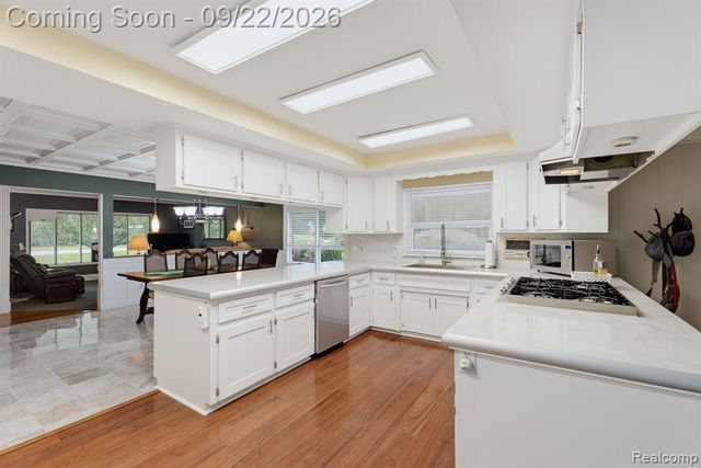56600 North Avenue, Macomb, MI 48042
