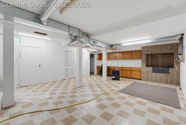 56600 North Avenue, Macomb, MI 48042