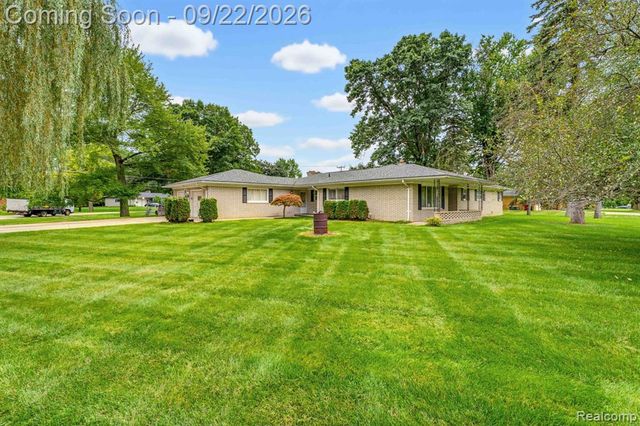 56600 North Avenue, Macomb, MI 48042