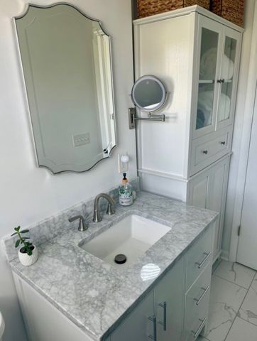 2118 Crystal Dr, Nashville, TN 37210