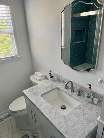 2118 Crystal Dr, Nashville, TN 37210