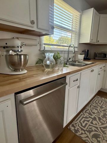 2118 Crystal Dr, Nashville, TN 37210