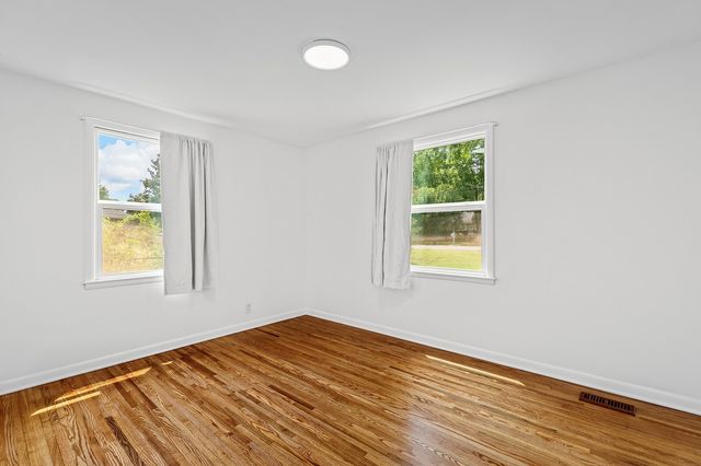 2118 Crystal Dr, Nashville, TN 37210